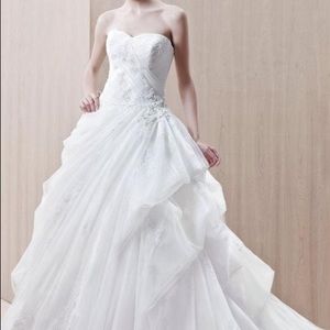 Enzoani gown Gigi.